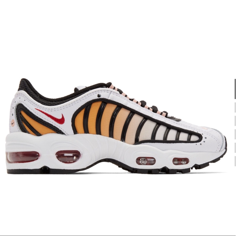 Women’s Nike Air Max Tailwind IV